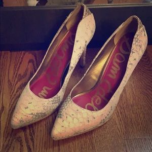 Cream and grey snake skin heels!